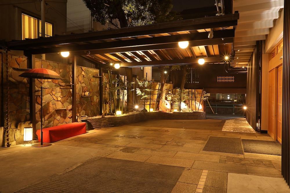 Miyabiyado Takemine Hotel Tokio Buitenkant foto