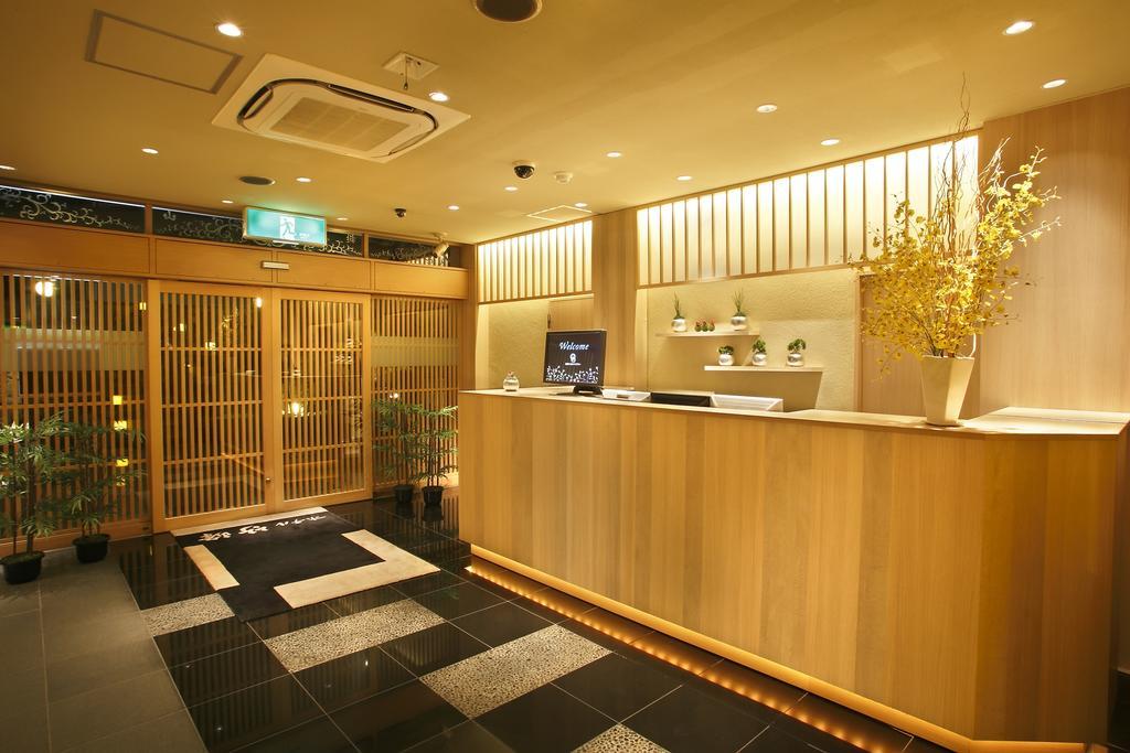Miyabiyado Takemine Hotel Tokio Buitenkant foto